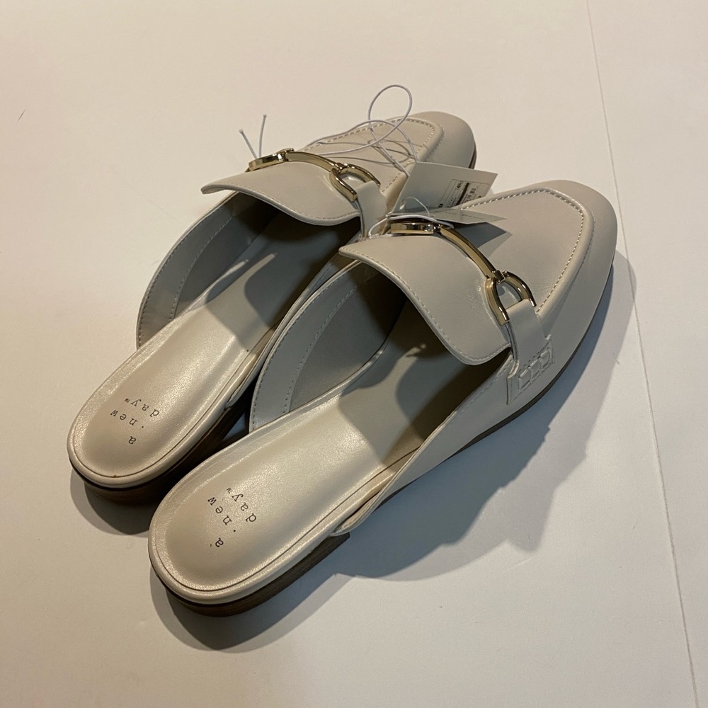 A New Day Womens SZ 10 Sandy Bone Slip On Mules New Shoes - Picture 2 of 12